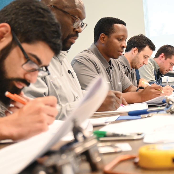 Associates learning during a training course